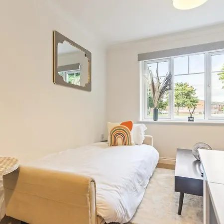 Crossley - Great Location - Free Parking, Self-check-in, Fast Wifi, Smart Tv With Netflix By Yoko 雷德卡