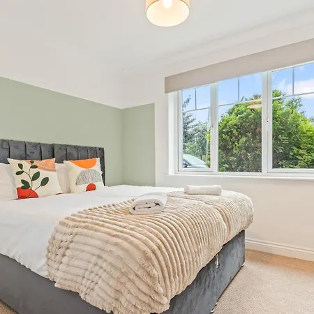 Crossley - Great Location - Free Parking, Self-check-in, Fast Wifi, Smart Tv With Netflix By Yoko *